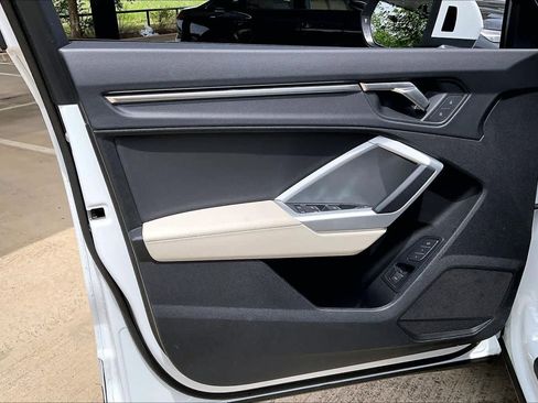 Used 2023 Audi Q3 2.0T Premium w/ Convenience Package image 21