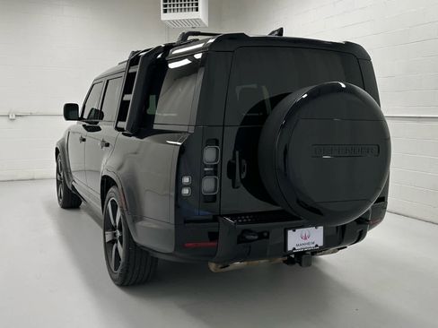 Used 2024 Land Rover Defender 130 X AWD/4WD image 8