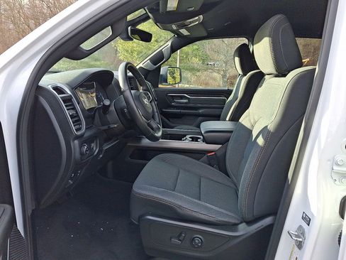 Used 2021 RAM 1500 Big Horn image 14