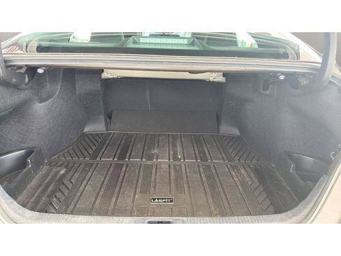 Used 2024 Toyota Camry SE FWD image 12