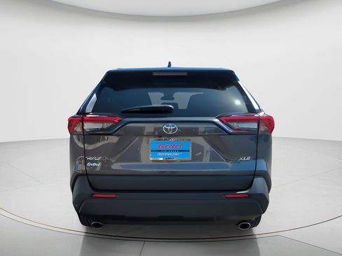 Used 2023 Toyota RAV4 XLE w/ Convenience Package FWD image 6