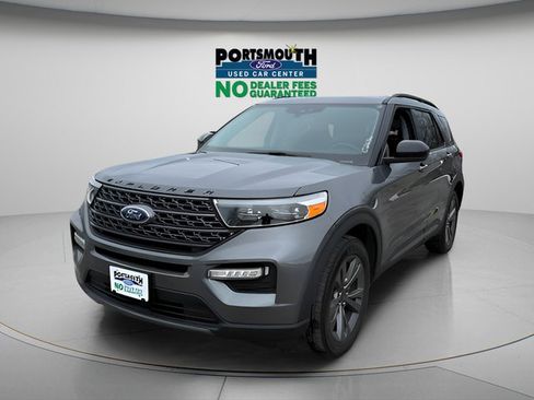 Certified 2022 Ford Explorer XLT w/ Equipment Group 202A AWD/4WD image 16