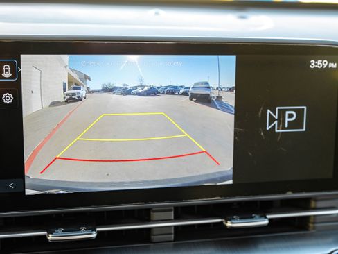 Used 2025 Hyundai Kona SEL image 19