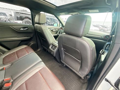 Used 2021 Chevrolet Blazer RS w/ Enhanced Convenience Package image 32