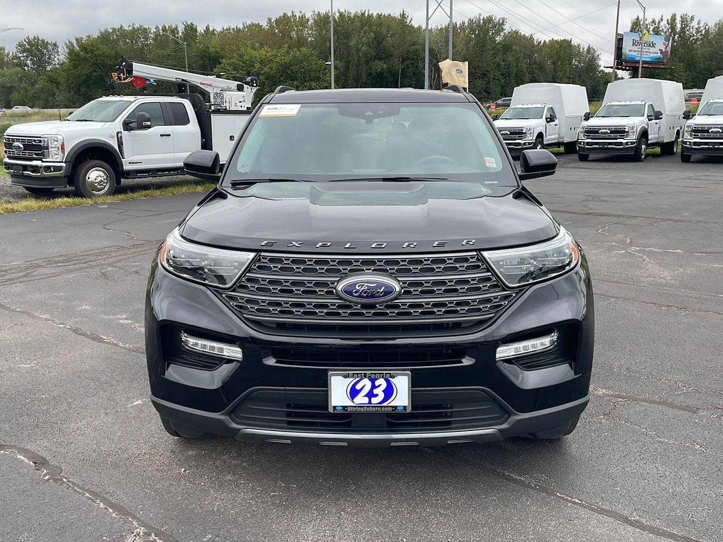Certified 2023 Ford Explorer XLT w/ Equipment Group 202A AWD/4WD image 8