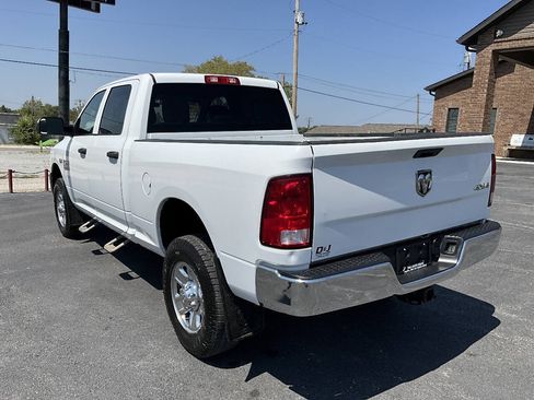 Used 2017 RAM 2500 ST w/ SXT Appearance Group AWD/4WD image 3