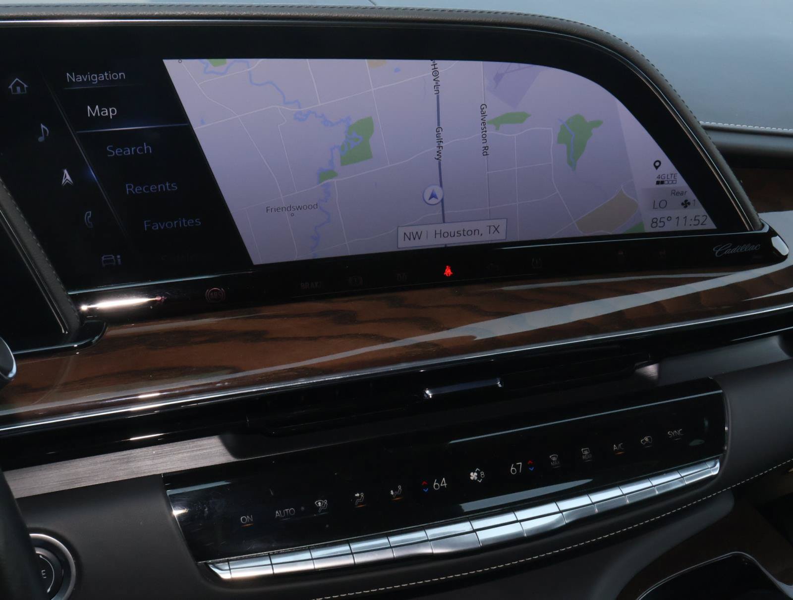 Certified 2024 Cadillac Escalade ESV Premium Luxury Platinum AWD/4WD image 33