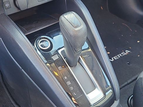 Used 2023 Nissan Versa SV image 16