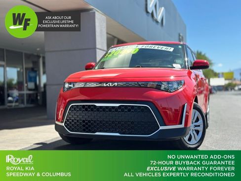 Certified 2025 Kia Soul LX image 1