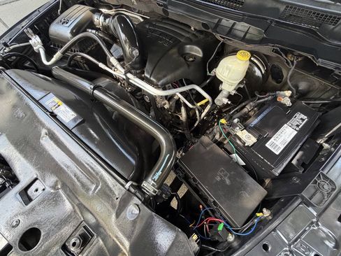 Used 2014 RAM 1500 Laramie w/ Convenience Group RWD image 19