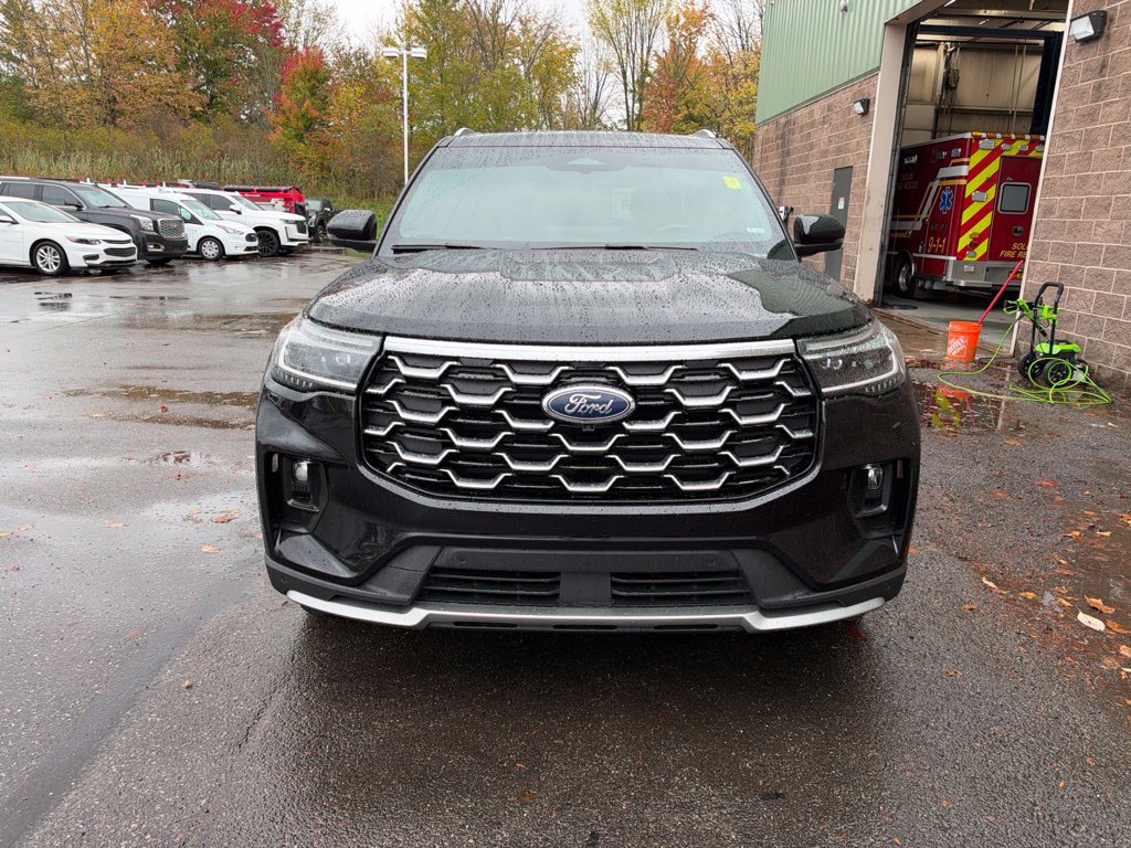 Used 2025 Ford Explorer Platinum w/ LUX Leather Package AWD/4WD image 4