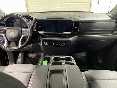 Used 2024 Chevrolet Silverado 1500 LT AWD/4WD image 13