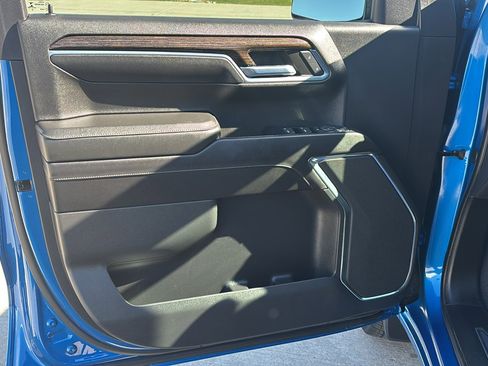 Used 2022 GMC Sierra 1500 Elevation image 25