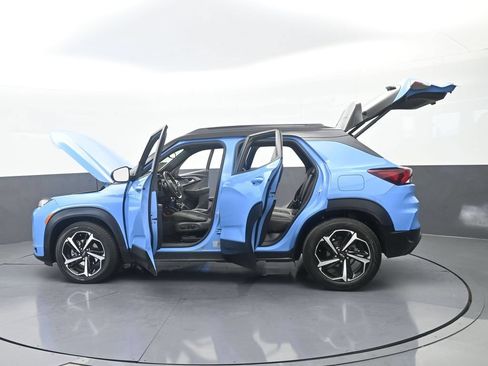 Used 2023 Chevrolet TrailBlazer RS w/ Sun and Liftgate Package FWD image 73