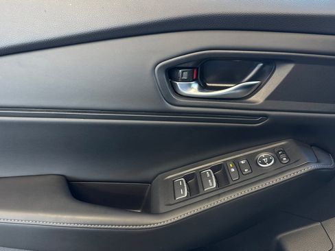 Used 2024 Honda Accord Sport image 11