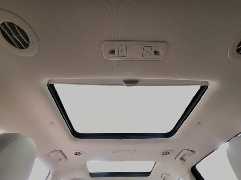 Used 2022 GMC Acadia Denali w/ Denali Ultimate Package image 28