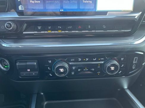 Used 2024 Chevrolet Silverado 2500 High Country w/ Technology Package AWD/4WD image 19