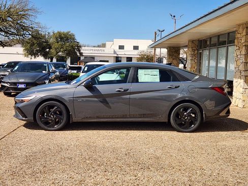 New 2026 Hyundai Elantra SEL Sport image 3