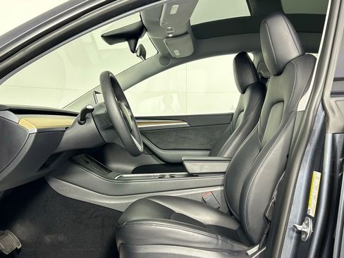 Used 2023 Tesla Model Y Long Range image 25