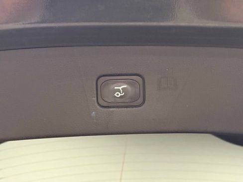 Certified 2024 Ford Edge Titanium AWD/4WD image 35