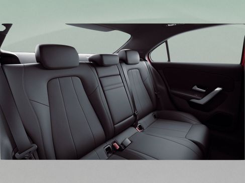 Used 2021 Mercedes-Benz A 220 image 43
