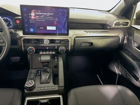 Used 2024 Toyota Tacoma TRD Off-Road image 24