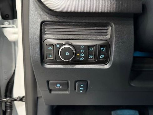 Used 2026 Ford F250 Platinum image 15