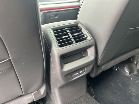 New 2026 Volkswagen Tiguan SE AWD/4WD image 28