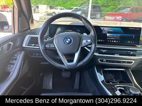 Used 2025 BMW X5 xDrive50e AWD/4WD image 19