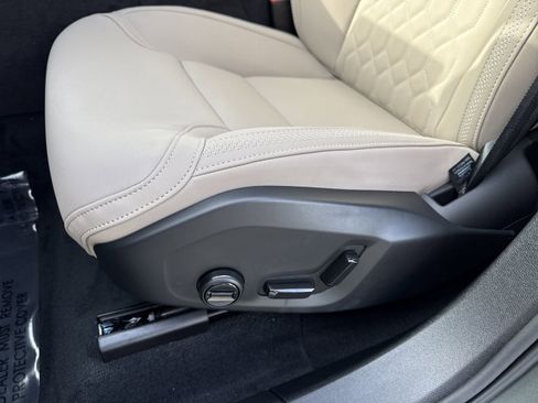 New 2026 Volvo XC60 B5 Plus w/ Protection Package Premier AWD/4WD image 11