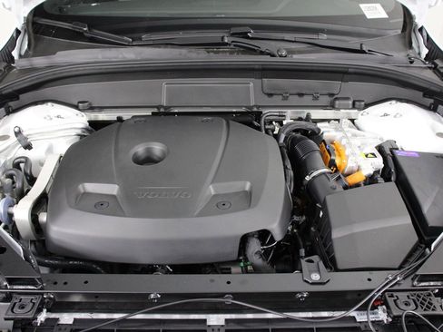 New 2026 Volvo XC60 T8 Plus w/ Climate Package image 12