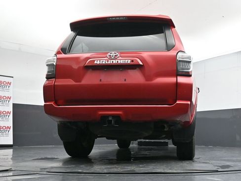 Used 2019 Toyota 4Runner SR5 Premium image 23