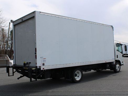 New 2024 Chevrolet Low Cab Forward image 7