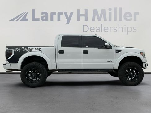 Used 2013 Ford F150 Raptor w/ Luxury Equipment Group image 6