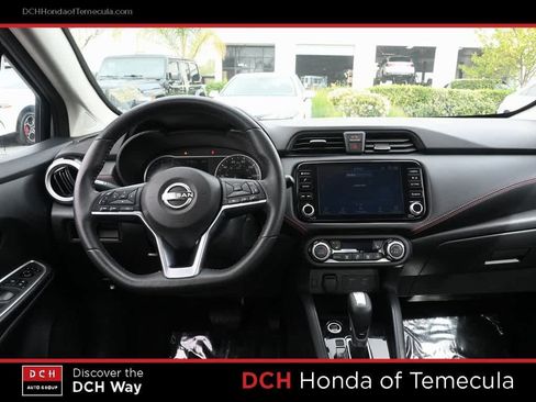 Used 2024 Nissan Versa SR image 8