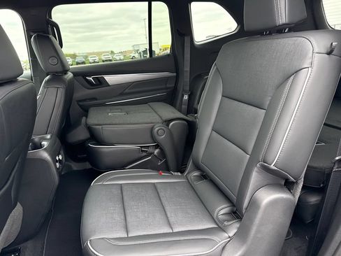 New 2026 Buick Enclave Preferred w/ Power Package AWD/4WD image 31