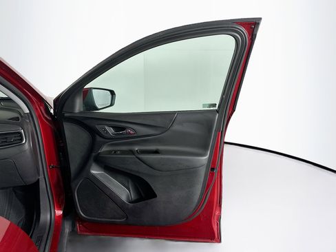 Used 2024 Chevrolet Equinox LT w/ LPO, Floor Liner Package image 33