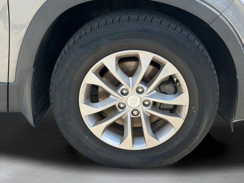 Used 2019 Hyundai Santa Fe SEL FWD image 49