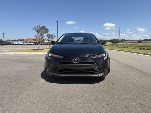 Used 2024 Toyota Corolla LE FWD image 8