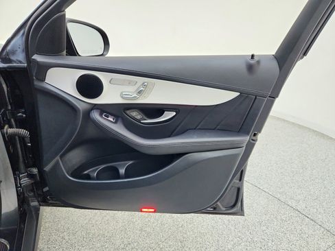 Certified 2022 Mercedes-Benz GLC 300 image 29
