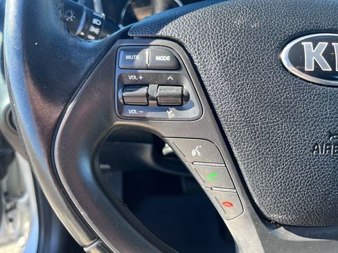 Used 2016 Kia Forte EX image 15