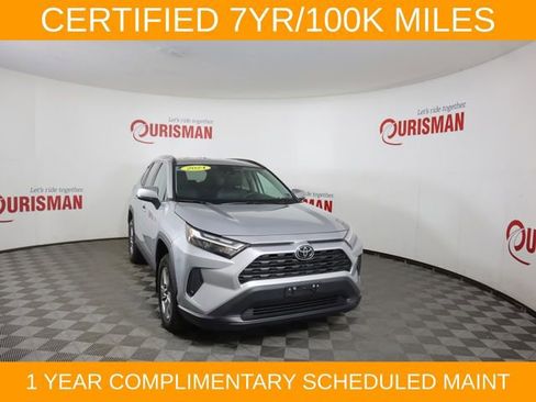 Used 2024 Toyota RAV4 XLE AWD/4WD image 13