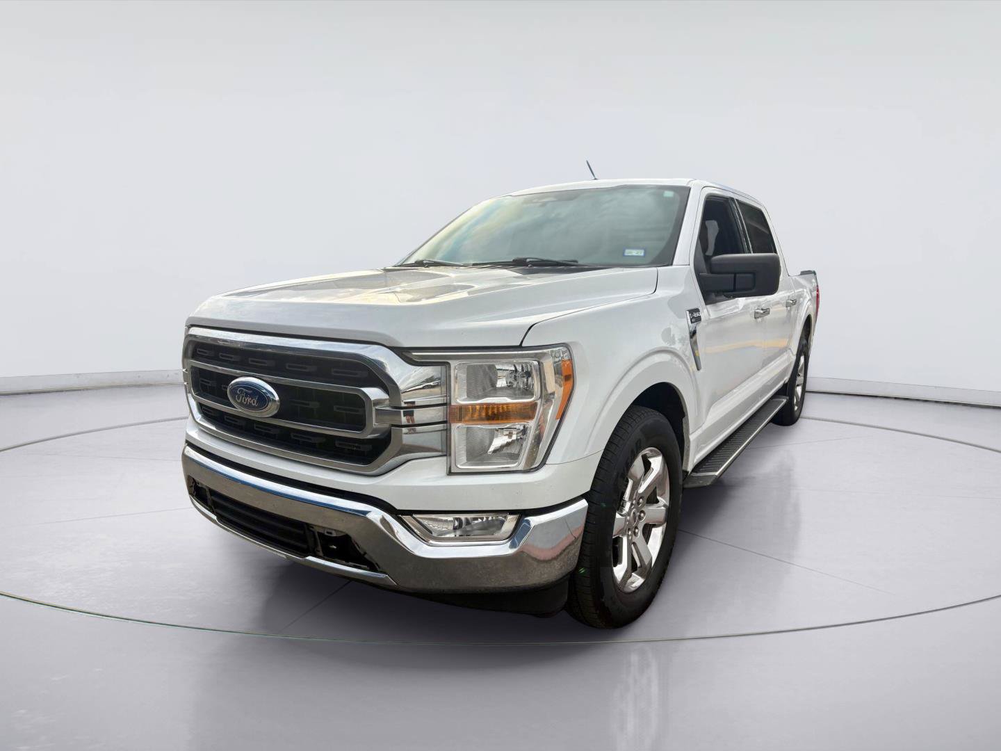Used 2023 Ford F150 XLT w/ Equipment Group 301A Mid RWD image 6