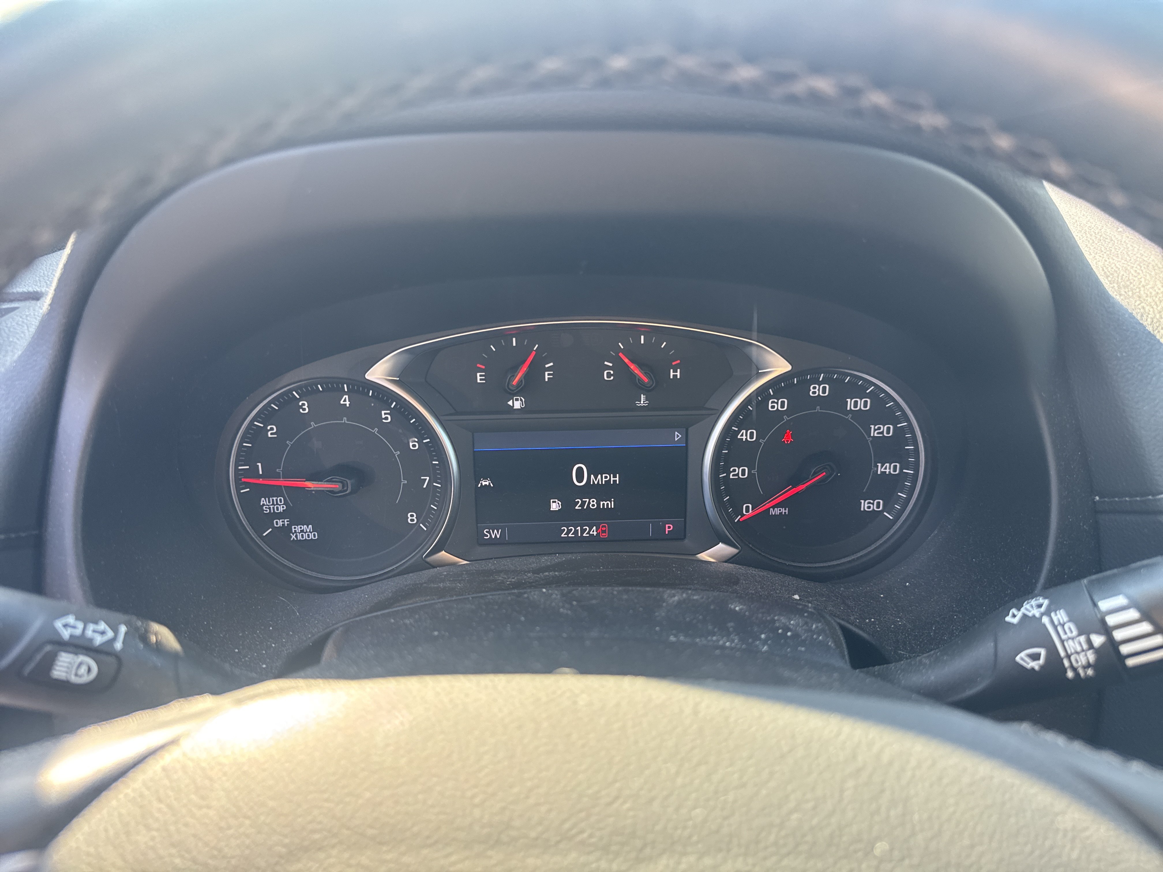 Used 2024 GMC Terrain SLT AWD/4WD image 16