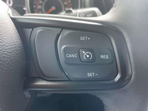 Used 2023 Jeep Wrangler Unlimited Sport AWD/4WD image 30