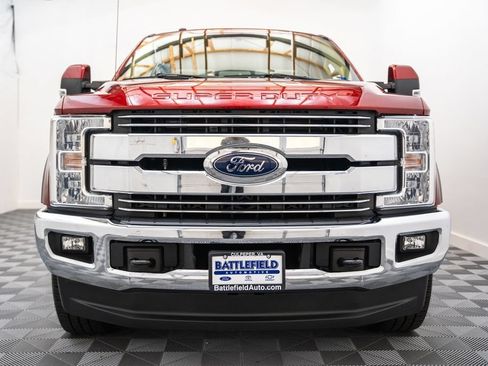 Used 2018 Ford F250 Lariat w/ Lariat Value Package AWD/4WD image 2