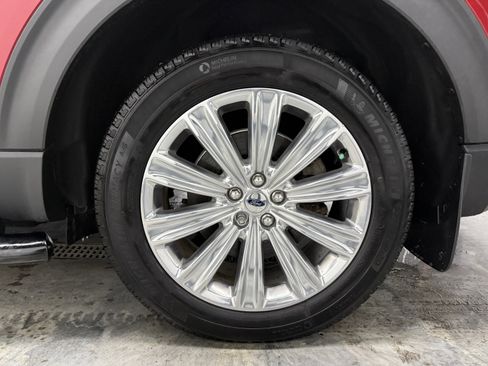 Used 2021 Ford Explorer Limited image 30