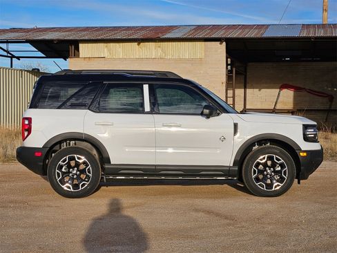 New 2025 Ford Bronco Sport Outer Banks w/ Outer Banks Tech Package+ image 4