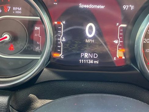 Used 2019 Jeep Wrangler Unlimited Rubicon w/ Dual Top Group AWD/4WD image 23