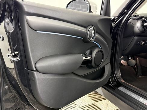 Used 2024 MINI Cooper S FWD image 25